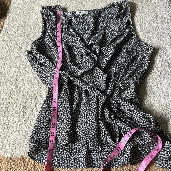 Max Studio Wrap Style Floral Top - Picture 4 of 4